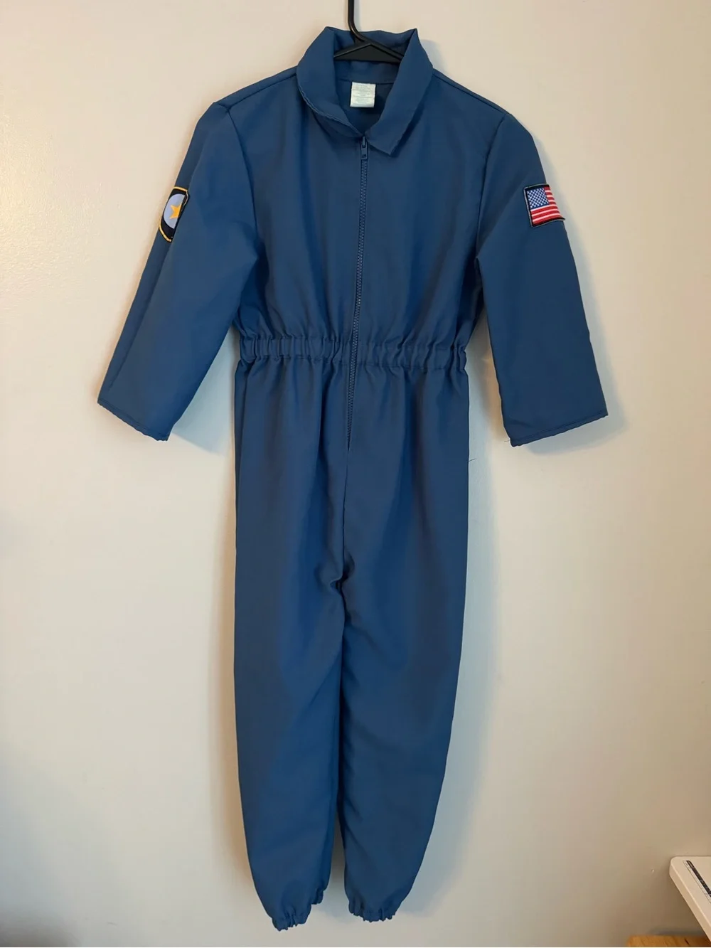 Police costume size 7 Y